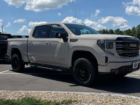 New 2026 GMC Sierra 1500 AT4 w/ Technology Package AWD/4WD image 15