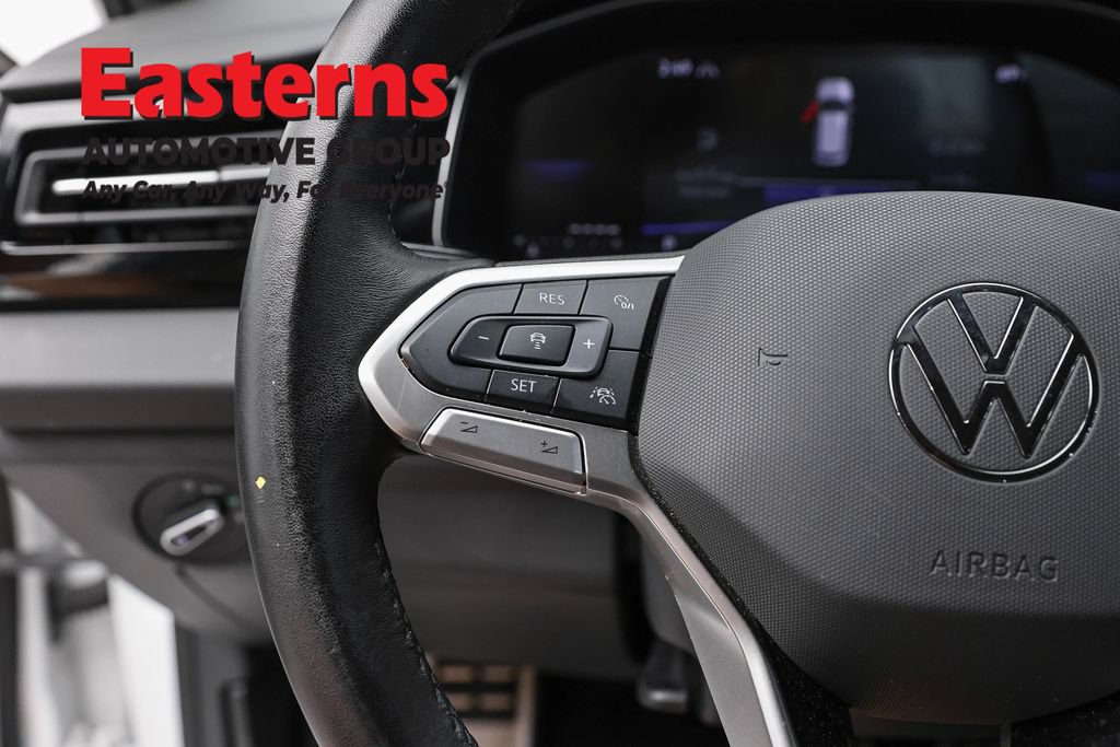 Used 2025 Volkswagen Jetta Sport FWD image 17