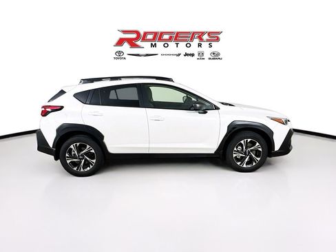 Certified 2024 Subaru Crosstrek 2.0i Premium AWD/4WD image 9