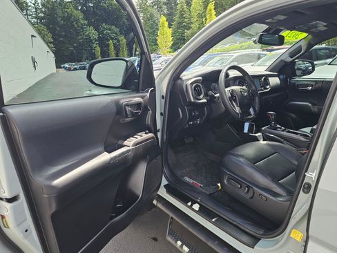 Used 2021 Toyota Tacoma TRD Pro AWD/4WD image 22