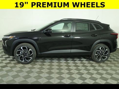 New 2026 Chevrolet Trax RS w/ Sunroof Package image 12