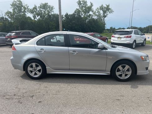 Used 2009 Mitsubishi Lancer ES FWD image 4