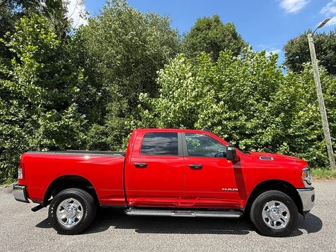 Used 2024 RAM 2500 Big Horn w/ Bed Utility Group AWD/4WD image 5