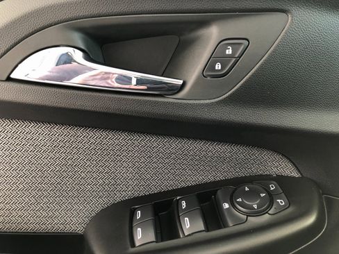 Certified 2023 Chevrolet TrailBlazer LT w/ LPO, Blackout Package image 38