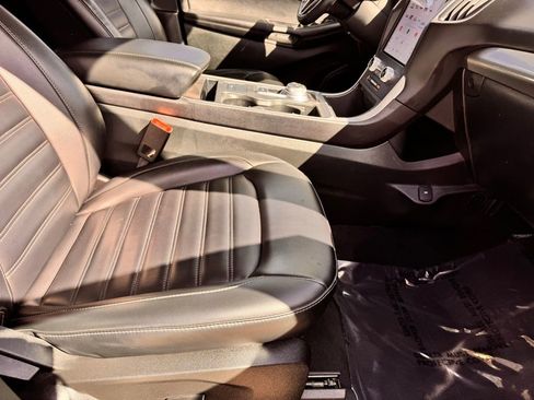 Used 2024 Ford Edge SEL image 30