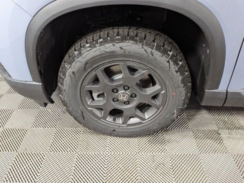 New 2025 Honda Pilot TrailSport image 36