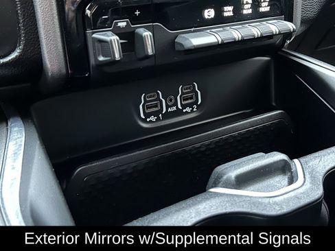 Used 2024 RAM 3500 Laramie w/ Night Edition image 26