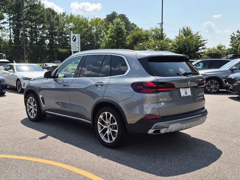 Certified 2025 BMW X5 sDrive40i w/ Premium Package RWD image 5