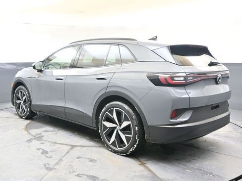 Used 2023 Volkswagen ID.4 Pro S image 3