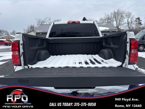 Used 2018 Chevrolet Silverado 1500 LT w/ Trailering Package image 29