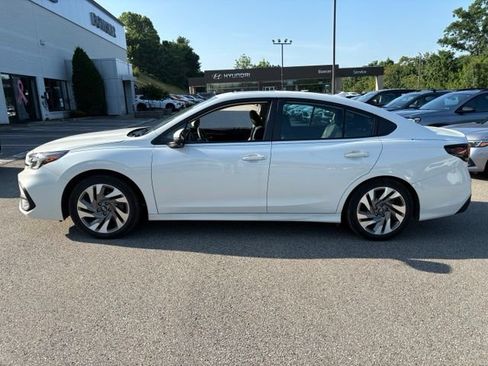 Used 2024 Subaru Legacy Limited AWD/4WD image 2