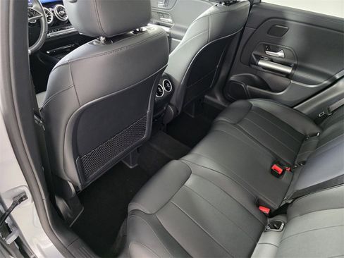 Certified 2025 Mercedes-Benz GLA 250 image 15