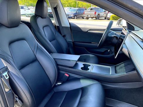 Used 2023 Tesla Model 3 Standard Range RWD image 8