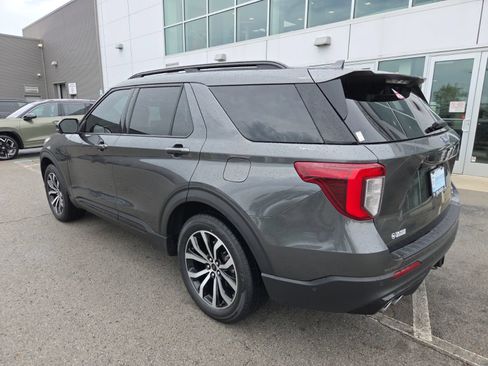 Used 2020 Ford Explorer ST w/ Premium Technology Package AWD/4WD image 12