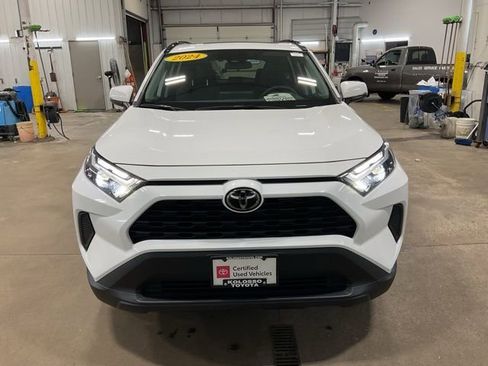 Used 2024 Toyota RAV4 XLE w/ Convenience Package image 2