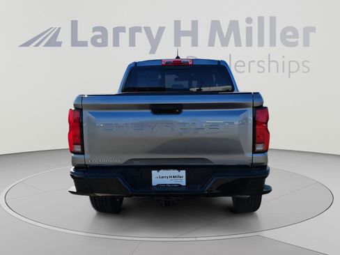 Used 2026 Chevrolet Colorado Z71 w/ Technology Package AWD/4WD image 4