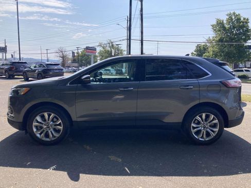 Used 2024 Ford Edge Titanium image 8