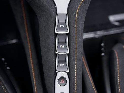 Used 2024 McLaren 750S image 63