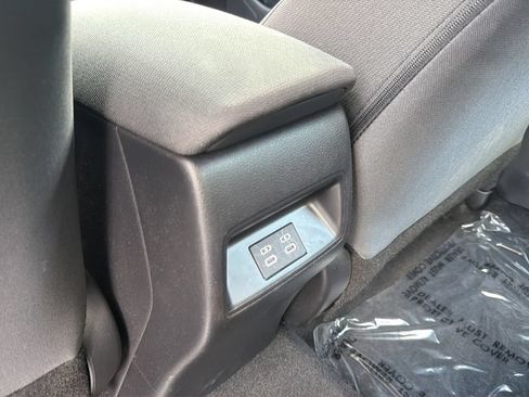 Used 2026 Toyota Corolla SE FWD image 16