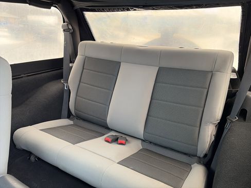 Used 2010 Jeep Wrangler Sport image 8