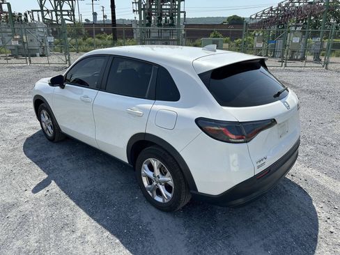 Certified 2024 Honda HR-V LX image 6