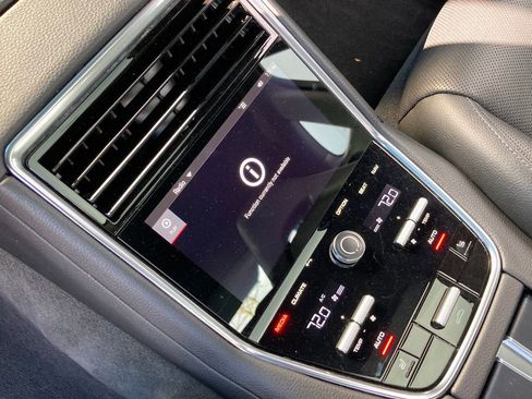 Certified 2023 Porsche Panamera 4 Platinum Edition AWD/4WD image 19