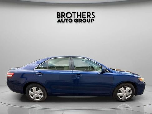 Used 2011 Toyota Camry LE w/ Fleet Convenience Pkg FWD image 5