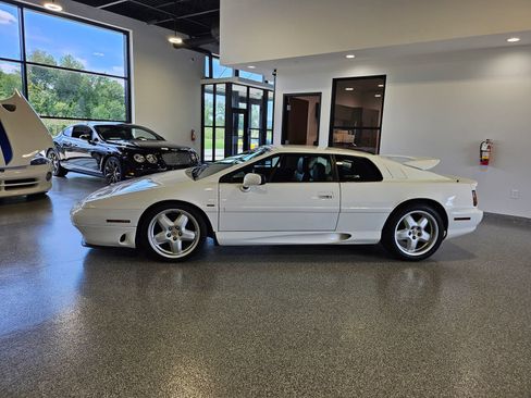 Used 1994 Lotus Esprit S4 RWD image 2