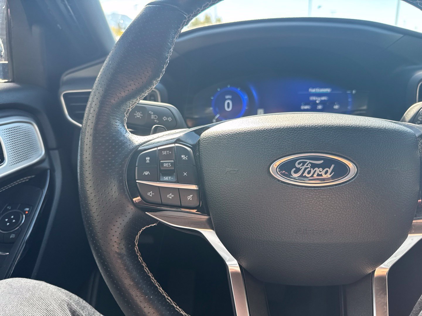 Used 2023 Ford Explorer ST w/ Equipment Group 401A AWD/4WD image 24