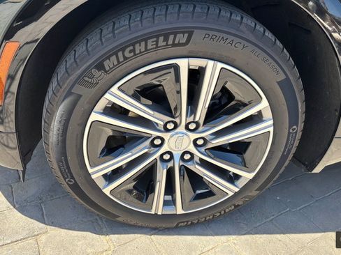 Used 2024 Cadillac Lyriq Luxury AWD/4WD image 8