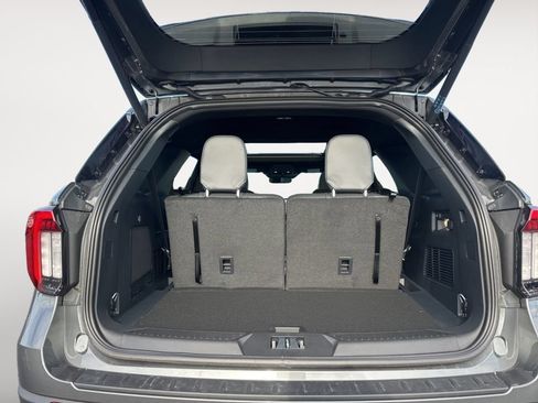 New 2026 Ford Explorer ST-Line w/ ST-Line Street Pack AWD/4WD image 19