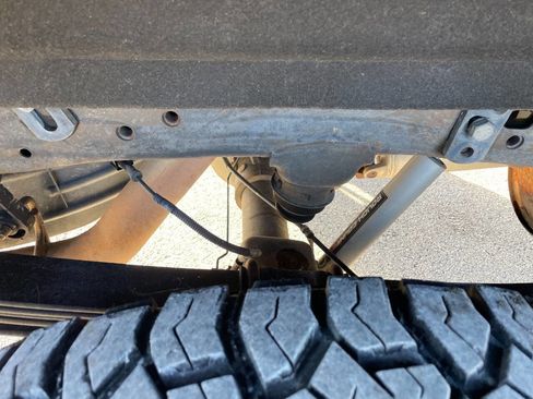 Used 2017 GMC Sierra 2500 SLE w/ SLE Preferred Package image 17