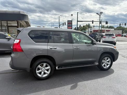 Used 2010 Lexus GX 460 w/ Comfort Plus Pkg AWD/4WD image 3