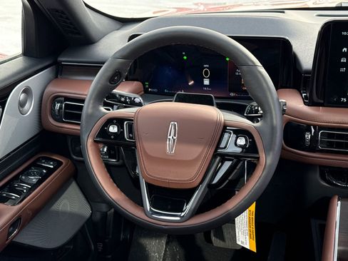 New 2026 Lincoln Aviator Reserve AWD/4WD image 21