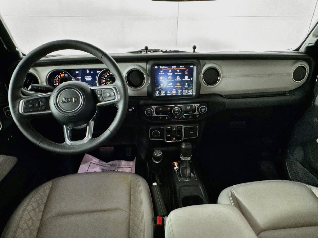 Used 2023 Jeep Wrangler Unlimited Sahara AWD/4WD image 26
