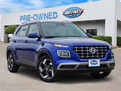 Certified 2025 Hyundai Venue Limited