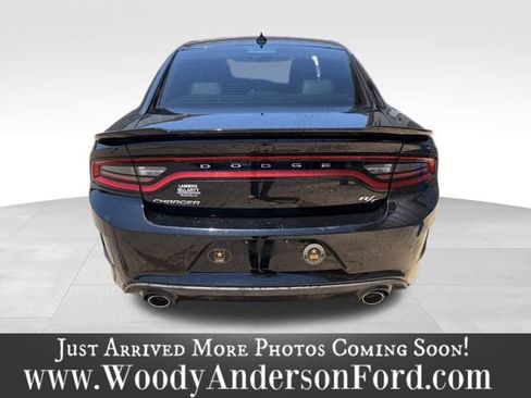 Used 2019 Dodge Charger R/T w/ Plus Group RWD image 5