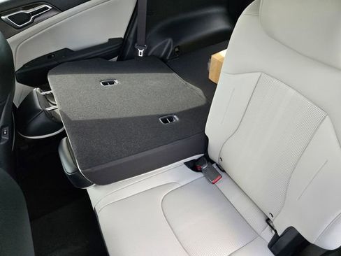 New 2026 Kia Sportage EX AWD/4WD image 18