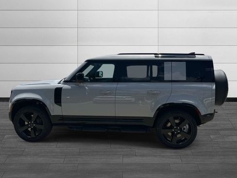 New 2026 Land Rover Defender 110 X-Dynamic SE AWD/4WD image 2