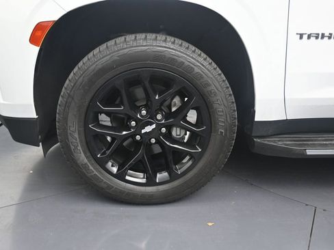 Used 2022 Chevrolet Tahoe LS RWD image 9