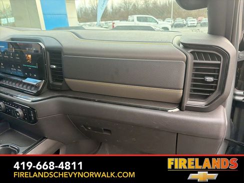 Used 2023 Chevrolet Silverado 1500 ZR2 image 48