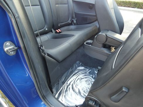 Used 2014 Volkswagen Beetle R-Line image 38