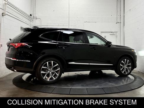 Used 2023 Acura MDX FWD w/ Technology Package image 8