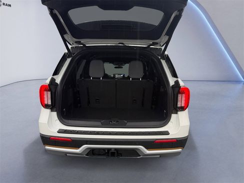 New 2026 Ford Explorer Tremor image 19