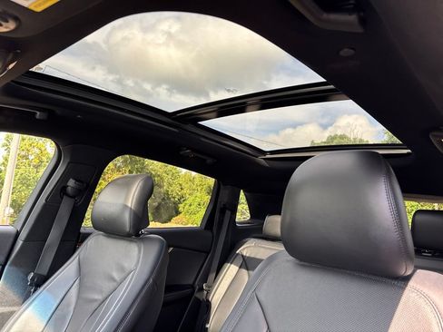 Used 2019 Lincoln Nautilus Reserve AWD/4WD image 11