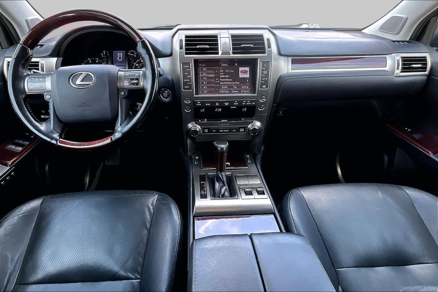Used 2016 Lexus GX 460 w/ Premium Package AWD/4WD image 16
