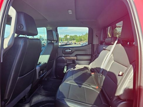 Used 2021 Chevrolet Silverado 1500 LT Trail Boss AWD/4WD image 16