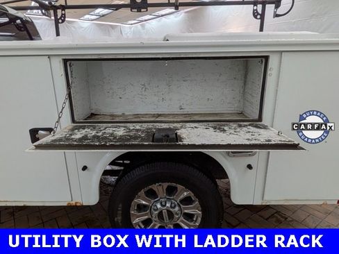 Used 2018 Ford F350 XL w/ XL Decor Group image 6