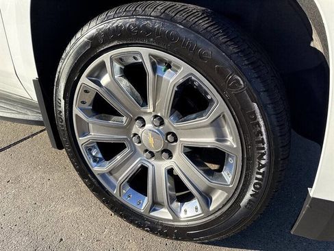 Used 2017 Chevrolet Tahoe LT image 13