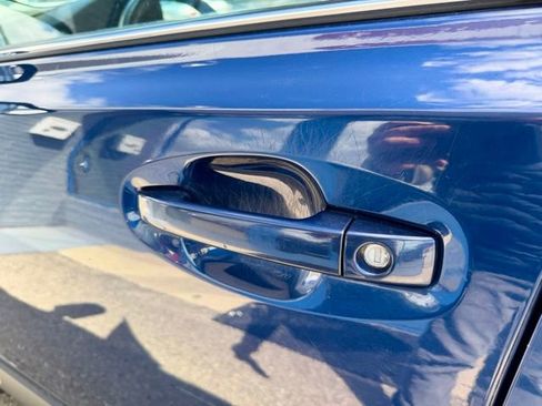 Used 2011 Subaru Outback 2.5i Premium image 9